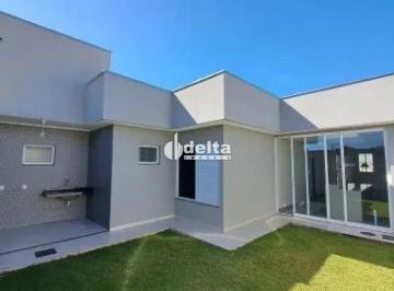 Casa · 252m² · 3 Quartos · 2 Vagas · Casa residencial com 3 quartos sendo 1 suíte disponível para venda no bairro Jardim Canaã em Uberlân