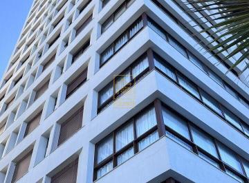 Apartamento · 199m² · 3 Quartos · 3 Vagas · Apartamento a 100m da Praia
