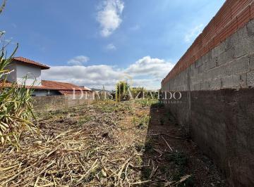 Terreno · 351m² · Lote totalmente plano
