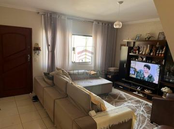 Casa · 213m² · 3 Quartos · 3 Vagas · Sobrado a venda no Pq Sao Lucas