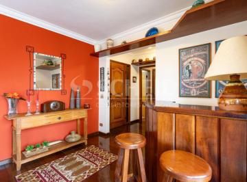 Apartamento · 156m² · 4 Quartos · 2 Vagas · Apartamento á Venda na Vila Olímpia com 156m², 4 quartos sendo 2 suítes, 2 vagas.