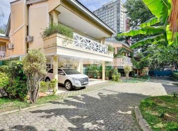Casa · 366m² · 4 Quartos · 3 Vagas · Casa à venda 366 m² com 4 Quartos, sendo 4 suítes no Alto da Boa Vista