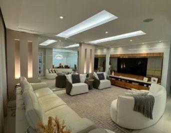 Casa · 410m² · 4 Quartos · 3 Vagas · Sobrado com 4 quartos à venda, 410 m² por R$ 3.200.000 - Jardim Maia - Guarulhos/SP