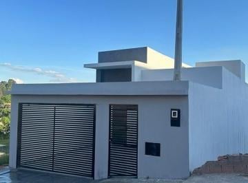 c0ddea36-3d5f-4130-a7e4-e8d58fee8446.jpg · Casa - A Vila Amorim, em Votorantim, é um bai