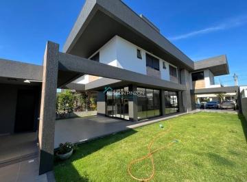 Casa · 300m² · 4 Quartos · 3 Vagas · Sobrado no condomínio Atlântico Vilas Clube