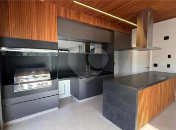 Casa · 220m² · 3 Quartos · 4 Vagas · Casa com 3 quartos à venda em Residencial E Empresarial Alphaville - SP