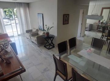 Apartamento · 120m² · 3 Quartos · 1 Vaga · VENDO MARAVILHOSO APARTAMENTO 120M² COM 3/4 E DEPENDÊNCIA NO COSTA AZUL