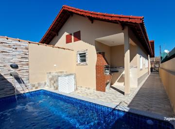 Casa de 2 quartos, Itanhaém · Casa com Piscina, area gourmet, 2 quartos sendo 1 suite , no Suarão