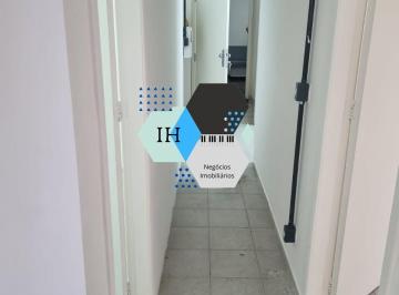 Foto 02 · Sala Comercial na Adolfo Pinheiro com 48m², 2 banheiros e 1 vaga