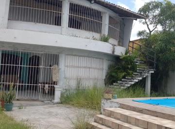 Casa de 3 quartos, Jaboatão dos Guararapes · Vendo 02 Casas em Candeias cada Casa com 100m²