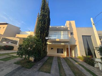 Casa · 233m² · 3 Quartos · Casa para Alugar com 3 suítes no Condomínio Residencial Vista Verde em Indaiatuba/SP.