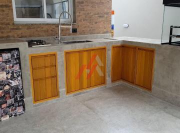 Foto 01 · Casa em condomínio à venda em Santana de Parnaíba-SP, no bairro Suru, com 3 quartos, 3 suítes, 3 sal