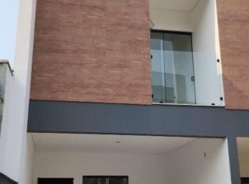 Casa · 110m² · 3 Quartos · 1 Vaga · Casa em Joinville