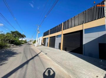 Foto 01 · Galpão comercial para Locação em rua pública, Sim, Feira de Santana, 1 banheiro, 1 vaga, 330m² área 