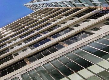 Comercial · 3346m² · Prédio Comercial à venda no Centro de Curitiba, 4166m²