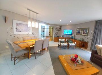 Apartamento · 120m² · 2 Quartos · 2 Vagas · Lindo flat disponível para locação em Moema, alto padrão, próximo ao Shopping Ibirapuera.