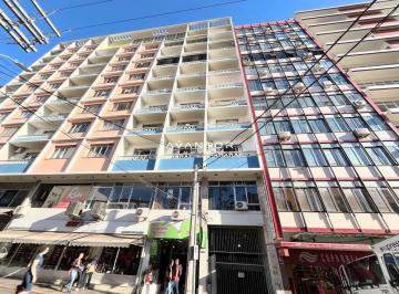 Apartamento · 133m² · 4 Quartos · Apartamento de 4 dormitórios,1 suíte, Portaria e elevador no centro de Santa Mar