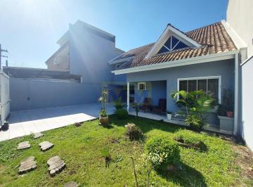 Casa · 207m² · 4 Quartos · 6 Vagas · Casa em frente ao Bosque Municipal com 4 quartos (2 suítes, sendo 1 delas no tér