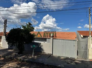 14799115230.jpg · Casa com 02 quartos na região central de Londrina                                                   