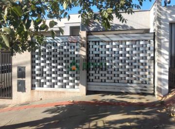 15104915230.jpg · Casa geminada com 02 quartos na região norte de Londrina                                            