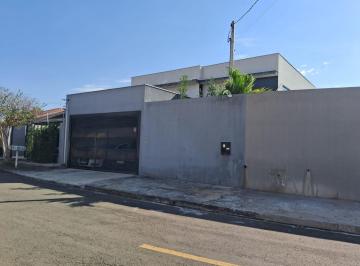 14910115230.jpg · Imóvel com duas casas no terreno na região leste de Londrina                                        