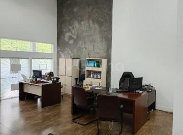 1 · Loja de 77m² no Centro