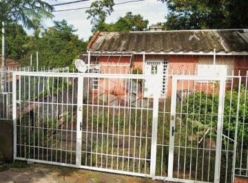 716415_i4Lj69Y_71641568f06c40d2201.jpg · Casa com 4 quartos, 3 banheiros sociais e demais peças.