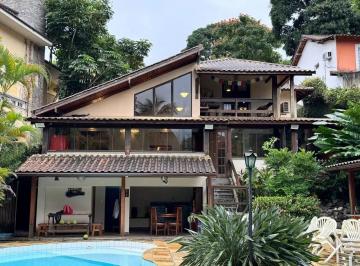 Apartamento de 5 quartos, Rio de Janeiro · Casa de 950m com 5 Quartos em Condomínio de Luxo no Itanhangá na parte nobre