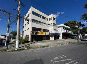 Comercial · 15m² · Sala para alugar em prédio com elevador, em excelente localização