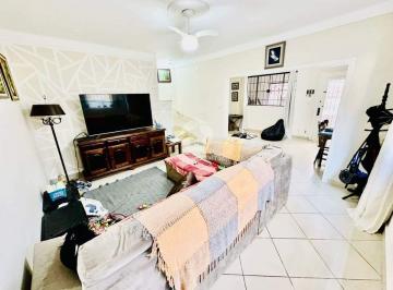 Casa · 172m² · 3 Quartos · 2 Vagas · Casa residencial com 3 dormitórios (1 suíte) em Boqueirão, Santos – venda pronta para morar