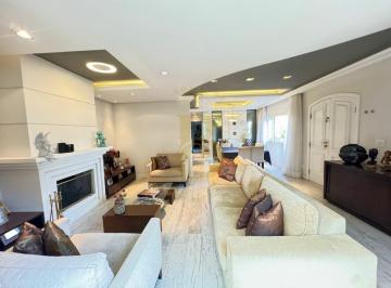 Casa · 385m² · 3 Quartos · 2 Vagas · Casa moderna e espaçosa com área gourmet no Campo Belo ? 3 dormitórios, 1 suíte e 2 vagas