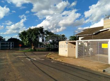 Casa · 120m² · 3 Quartos · 2 Vagas · Casa Padrão em São José do Rio Preto