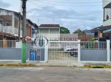 Apartamento · 47m² · 2 Quartos · 1 Vaga · Apartamento térreo de 47 m² com 2 dormitórios e com vaga em Ubatuba
