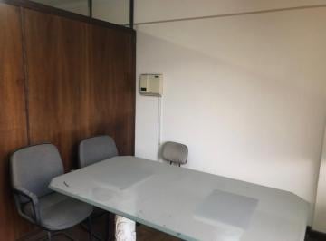 Comercial · 35m² · Sala Comercial à Venda na Sé - São Paulo-SP: 35m² e 1 Banheiro - Ótima Oportunid