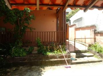Jardim · Imperdível Casa à Venda em Belo Horizonte - Santo Antônio: 3 Quartos, 1 Suíte, 4 Salas, 3 Banheiros,