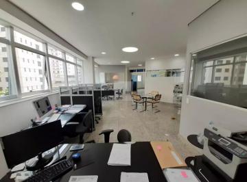 Primeira sala · Sala Comercial de Alto Padrão à Venda em Lourdes, Belo Horizonte-MG: 9 Salas, 1 Banheiro,160m² de Ár