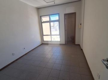 Sala ambiente principal · Sala comercial de alto padrão para locação no Centro de BH: 2 salas, 2 banheiros, 61,32 m² de área.