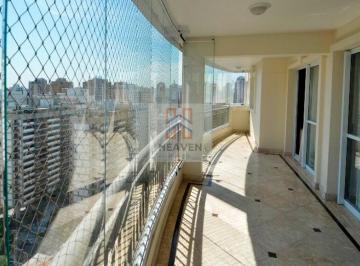 Apartamento · 190m² · 3 Quartos · 4 Vagas · APARTAMENTO REFORMADO, ANDAR ALTO, QUATRO VAGAS E LAZER