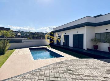Casa · 810m² · 3 Quartos · 4 Vagas · Casa Térrea em condomínio na cidade de Atibaia