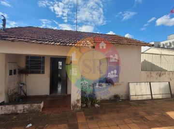 Casa de 2 quartos, Campinas · Casa no Taquaral - Para Reforma ou Barracão R$ 590 mil