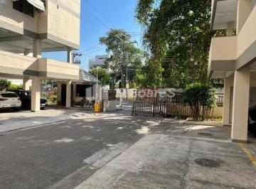 Apartamento · 54m² · 2 Quartos · 1 Vaga · Apartamento com 2 quartos, na rua Retiro dos Artistas, em Pechincha