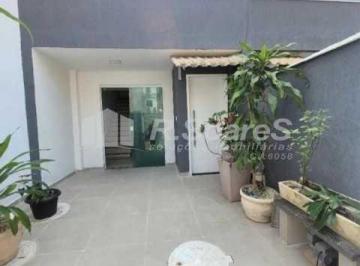 Casa · 130m² · 3 Quartos · 2 Vagas · Casa de rua : Triplex / Residencial / Vargem Grande