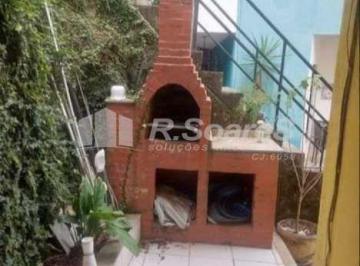 Casa · 150m² · 3 Quartos · 2 Vagas · Casa em condomínio com 4 casas - 2 quartos suíte em Valqueire Rj.
