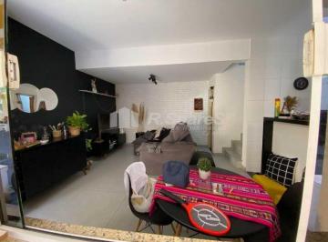 Casa · 93m² · 2 Quartos · 1 Vaga · Casa em condomínio  semi luxo, com 2 suites garagem  em Bento Ribeiro.