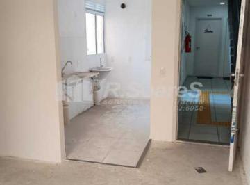 Apartamento · 40m² · 2 Quartos · 1 Vaga · Apartamento : Padrão / Residencial / Madureira