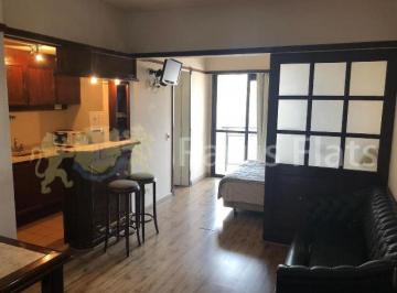 Apartamento · 32m² · 1 Quarto · 1 Vaga · Flat com 1 Quarto para alugar, 32m² - Campos Elíseos