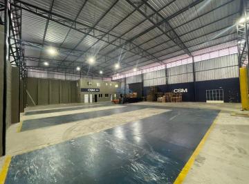 imagem · Galpão para alugar em Santana de Parnaíba, Chácaras São Luís, com 1050 m², Terra