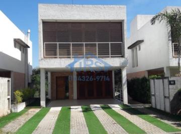 imagem · Sobrado à venda em Cotia, Granja Viana II, com 3 suítes, com 200 m², Condomínio