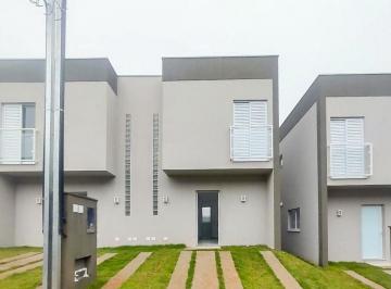 imagem · Casa à venda em Santana de Parnaíba, Chácaras São Luís, com 2 suítes, com 70 m²,