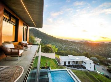 imagem · Casa à venda em Santana de Parnaíba, Alphaville, com 2 suítes, com 490 m², Gênesis 2
